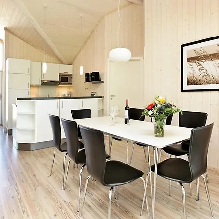 With In-house And Terrace *