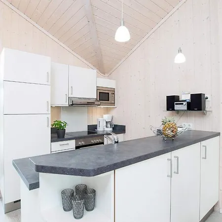 With In-house And Terrace *